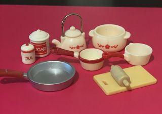 Sylvanian Families Caravan Kitchen Set Cream/red Kitchen Accessories S628