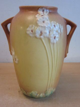 Vintage Roseville Wincraft? Primrose 779 10.  5 " Double Handle Pottery Vase