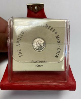 1973 The Apollo 17 Eyewitness Mini Coin Platinum Franklin W/ 1.  3 Grams