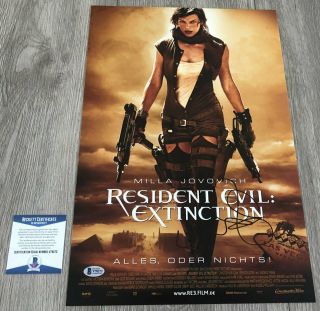 Milla Jovovich Signed Resident Evil Extinction 12x18 Photo Exact Proof & Bas