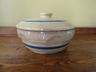 Vintage Yellowware Bowl/casserole W/ Blue And White Band W/lid -