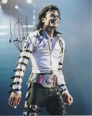 Singer Michael Jackson Autograph,  Hand - Signed Photo 8x10 - No.