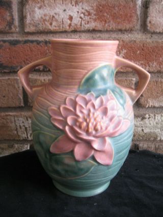 Roseville Zanesville Ohio Water Lilly Vase Pink Green Superior 1940 