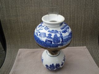 Vintage Small Japan Blue Willow Pattern Oil Lamp Complete 8.  5 " Rare