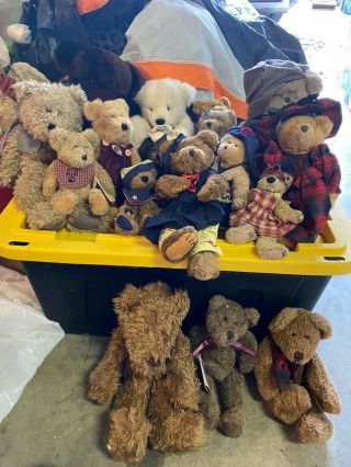 Collectible Large And Small Highland And Boyds Bears