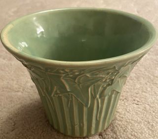 Vintage Mccoy Pottery 6 1/2” Planter Green Jardiniere Embossed Ivy & Berries