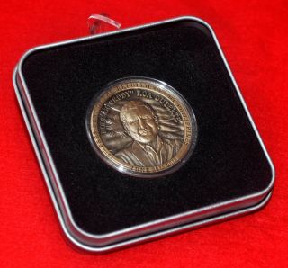 2016 Philippines 16th President Rodrigo Rody Duterte Inauguration Mid Size Medal