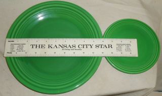 (2) Vintage Fiesta Ware Medium Green Plates Homer Laughlin Co