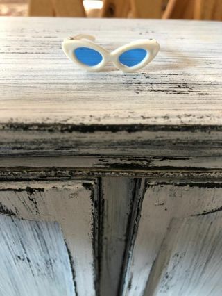 Vintage 1960s Barbie Doll White Sunglasses Cat Eye Sun Glasses W Blue Lenses