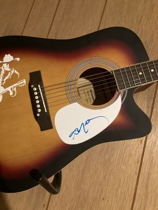 Willie Nelson Autographed Signed Full Size Fs Acoustic Country Guitar Proof