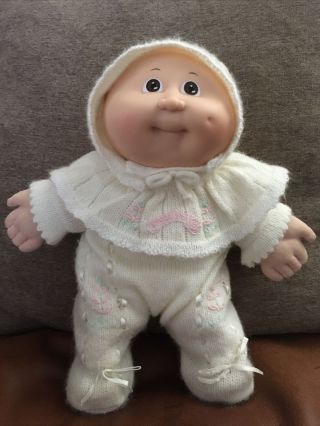 Vintage 1985 Coleco Cabbage Patch Kids Baby Doll Preemie Brown Eyes Knit Outfit