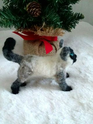 Needle Felted Bluepoint Siamese Kitty Cat Signed Artist - B.  L.  Tweedy