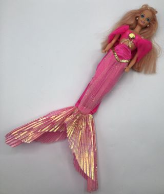 1993 Mattel.  Barbie Fountain Mermaid.  Vintage Barbie Doll No Crown