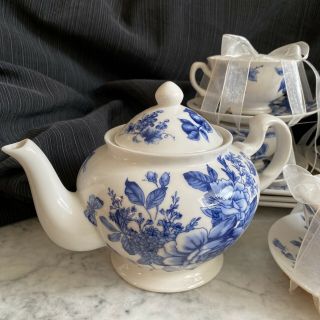 Grace’s Teaware “blue Peony” Pattern,  Tea Set (teapot,  5 Teacups,  3 Platters)