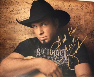 Garth Brooks Signed Autographed Color Photo 8x10