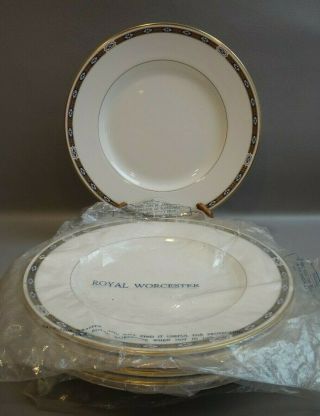 Set Of 6 Royal Worcester Grosvenor Blue Dinner Plates