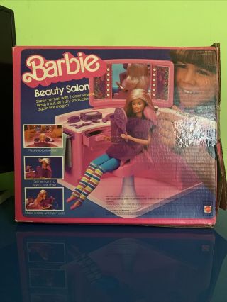 1983 Barbie " Beauty Salon " Play Set (mattel,  4839) W/accessories