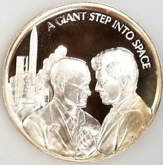 The Legacy Of John F.  Kennedy.  999 Fine Silver Medal A Giant Step Into Space
