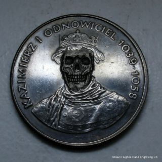 ' Your Majesty ' by Shaun Hughes Hand Carved Skull 1980 Polish Coin Hobo Nickel 2