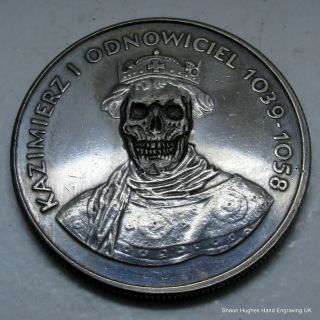 ' Your Majesty ' by Shaun Hughes Hand Carved Skull 1980 Polish Coin Hobo Nickel 3
