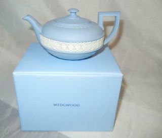 Wedgwood Cream On Lavender Jasperware Miniature Egyptian Teapot & Box Exc