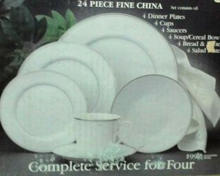 Simplicity 24 Piece Fine China Set Service For 4