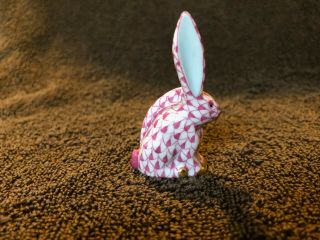 Herend One Ear Up Rabbit Figurine Pink Fishnet 5338 Pre - Owned.  No Flaws.