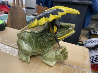 Mccoy Pottery Frog With Umbrella Vintage