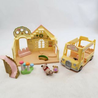 Calico Critters Sylvanian Families Nursery School & Bus With Figures