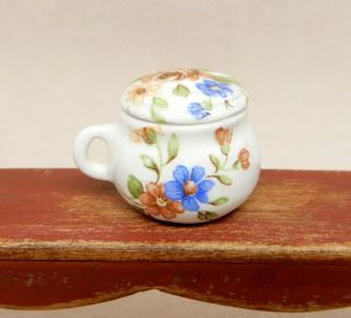 Vintage Porcelain Chamber Pot Dollhouse Miniature 1:12
