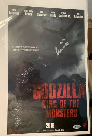 Millie Bobby Brown Signed Godzilla 11x17 Poster King Of The Monsters Beckett