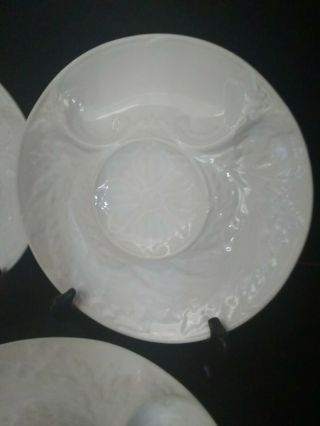 Set of 4 Williams Sonoma White Pottery Artichoke Plates 8 3/4 