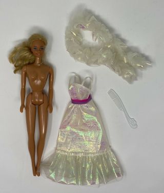 Vintage 1983 Crystal Barbie Doll Mattel 4598 With Stole & Comb