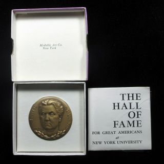HALL OF FAME FOR GREAT AMERICANS JANE ADDAMS BRONZE MEDAL W/ BOX 3