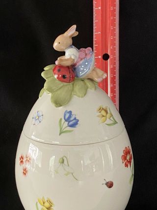 Villeroy & Boch Egg Box Vase Jar Spring Decoration Rabbit With Ladybug D66693