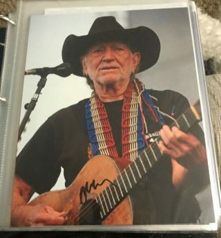 Willie Nelson Country Music Hand Signed Autographed 8x10 Photo