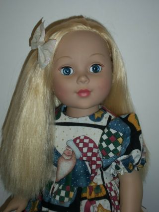 Pretty Madame Alexander Doll 18 " 2009 Vinyl Cloth Blonde Dresses My Life?