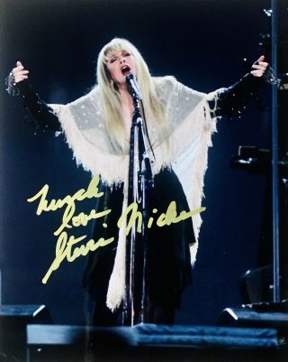 Fleetwood Mac Hall Of Fame Singer Stevie Nicks Hand Signed 8x10 Rumours