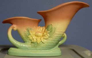 Vintage 1948 Hull Vase Pinkish Green L27 - 12 " Water Lily Double Cornucopia