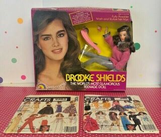 Vtg Ljn 1986 Brooke Shields Doll 8833 Iob & 2 Mccall 