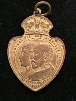 1902 Gilt Coronation King Edward Vii & Queen Alexandra Commemorative Medal.