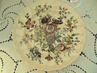 Johnson Brothers Dinnerware Sheraton Made In England Dinner Plates Floral Design