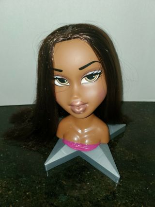 Bratz Dolls Mga 2002 Styling Head Star Base Makeover Sasha Dark Skin Long Hair