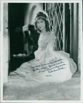 Lillian Gish Movie Tv Actress Signed 8x10 Glossy Photo Jsa Authenticated