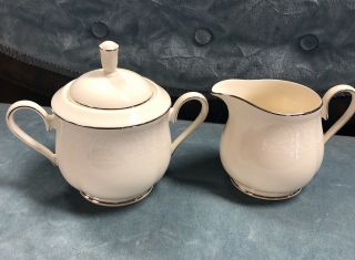Lenox Courtyard Gold Creamer And Sugar Bowl With Lid Set