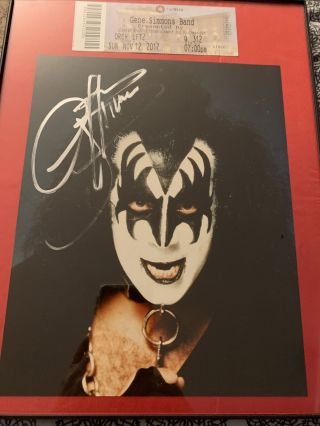 Kiss Gene Simmons Signed 8x10 Photo In Person.  Guaranteed Authentic.