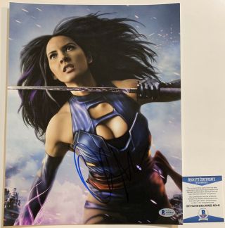 Sexy Olivia Munn Autographed 11x14 Photo Signed Psylocke X - Men Beckett