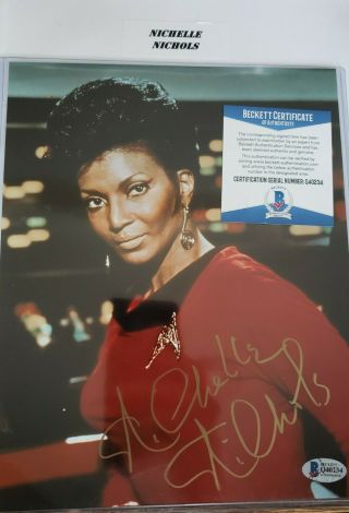 Nichelle Nichols Uhura Autograph Star Trek Signed 8x10 Photo Beckett Bas