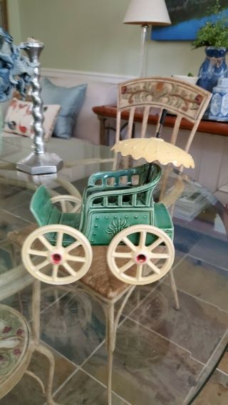 Vintage Mccoy Pottery Green Carriage Buggy With Yellow Umbrella & Wheels Signed