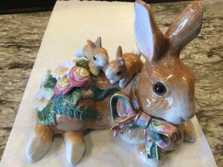 Fitz And Floyd Woodland Spring Rabbit Mother W/ Babies Figurine